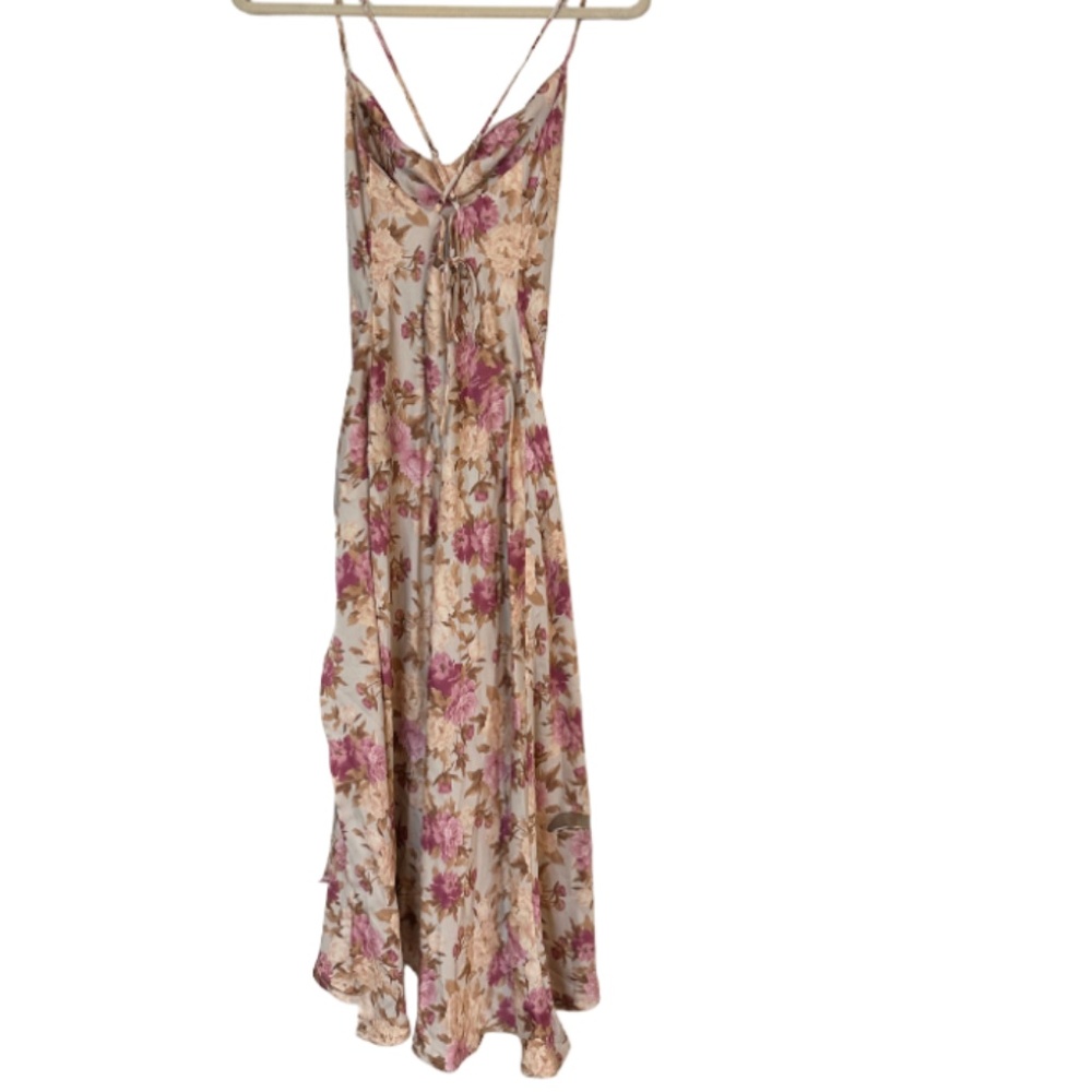 ASTR THE LABEL Gaia Floral Midi Dress - Picture 5 of 8